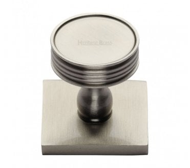 Heritage Brass Venetian Designer Cabinet Knob on Square Backplate - Satin Nickel