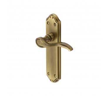 Heritage Brass Verona Door Handles On Backplate - Antique Brass