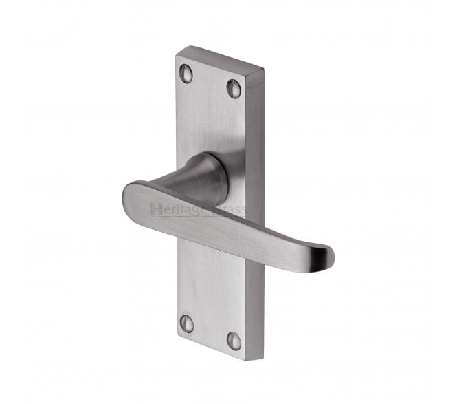 Heritage Brass Victoria Door Handles On Backplate - Satin Chrome