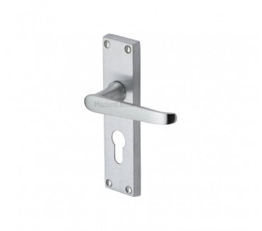 Heritage Brass Victoria Door Handles On Backplate - Satin Chrome