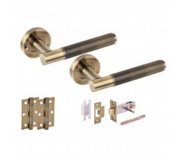Hunta Evo Knurled Door Handle Latch Pack - Privacy - (X2 Hinges) - Antique Brass