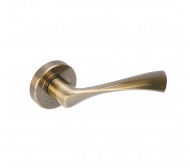 Hunta Zena Antique Brass Door Handle on Rose