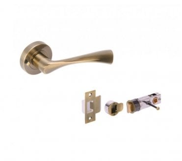 Hunta Zena Antique Brass Privacy Door Handle on Rose W/Privacy Bullet Latch