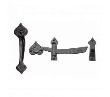 M Marcus TC567 Tudor Gate Handle Latch - Black Antique