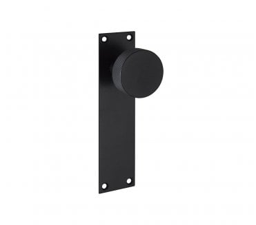 Manhattan Knurled Door Knobs On Backplate - Matt Black