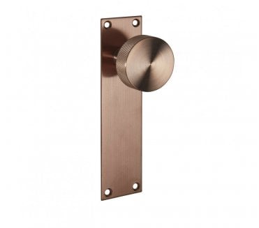 Manhattan Knurled Door Knobs on Backplate - Satin Copper