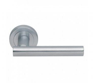 Manital AQ4 Calla Door Handle On Rose - Satin Chrome