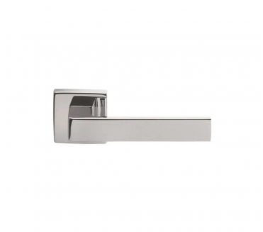 Manital TC5 Techna Door Handle On Square Rose - Polished Chrome