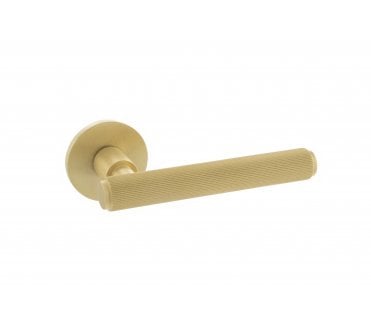 Millhouse Brass Stephenson Designer Lever on 5mm Slimline Round Rose - Satin Brass