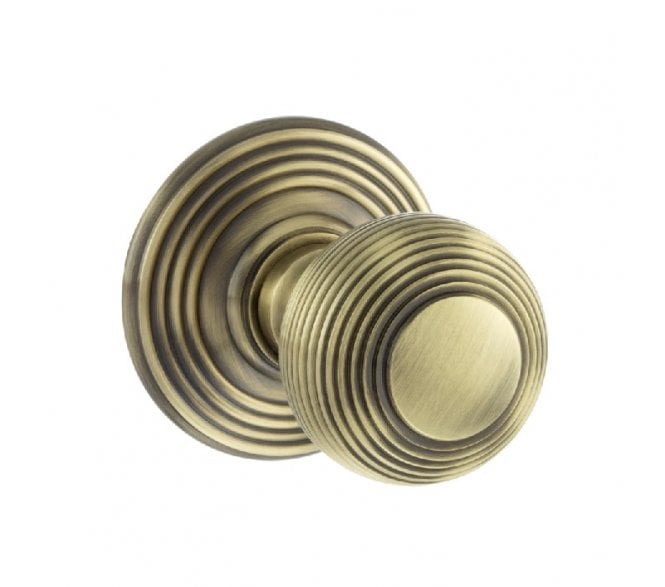 Old English OE50 Reeded Solid Brass Door Knobs - Matt Antique Brass