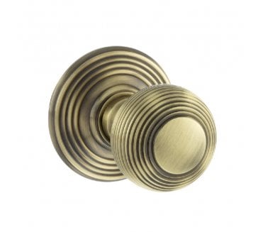 Old English OE50 Reeded Solid Brass Door Knobs - Matt Antique Brass