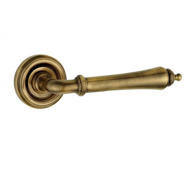 Parisian Art Deco Camille Door Handles On Round Rose - Antique Brass
