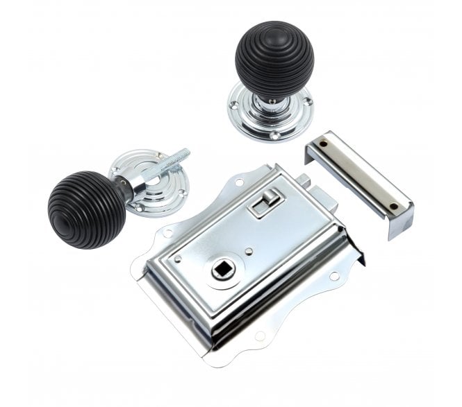 Prima Fancy Rim Latch & Ebony Reeded Rim Knobs - Polished Chrome