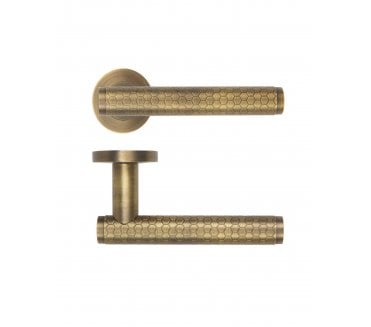 Rosso Maniglie Favo Lever On Round Rose - Antique Brass