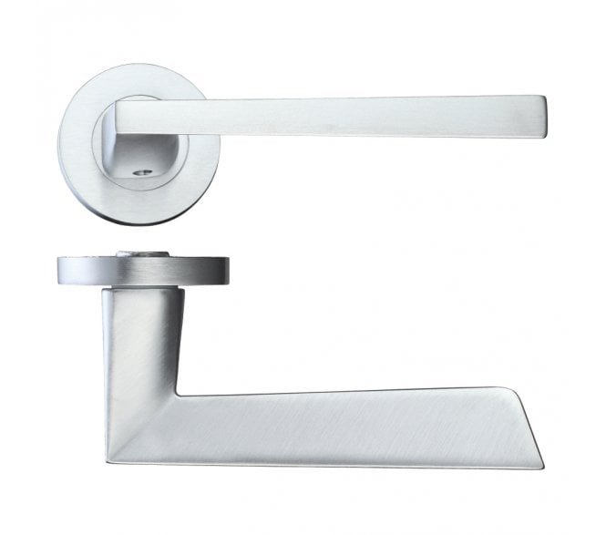 Rosso Maniglie Lupus Door Handles On Round Rose - Satin Chrome