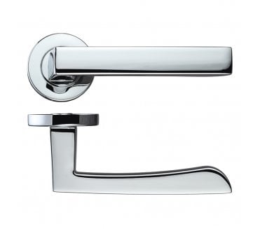 Rosso Maniglie Mensa Door Handles On Round Rose - Polished Chrome