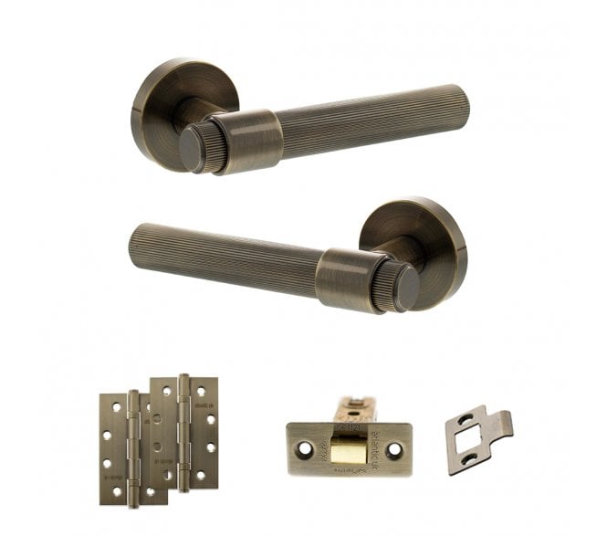 Senza Pari Fasana Door Handle Latch Pack (4 Slim Knuckle Hinges x2) - Antique Brass