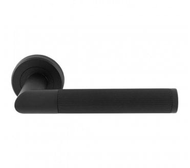 Serozzetta SZM170 Trend Lines Door Handle On Rose - Matt Black