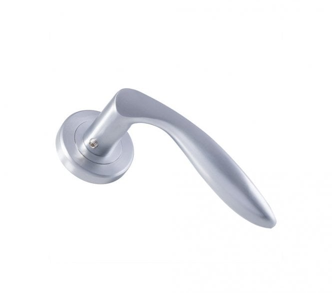 Serozzetta ZIN3131SC Shark Door Handle On Rose - Satin Chrome