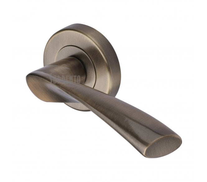 Sorrento SC-2042 Treviso Door Handles On Round Rose - Antique Brass