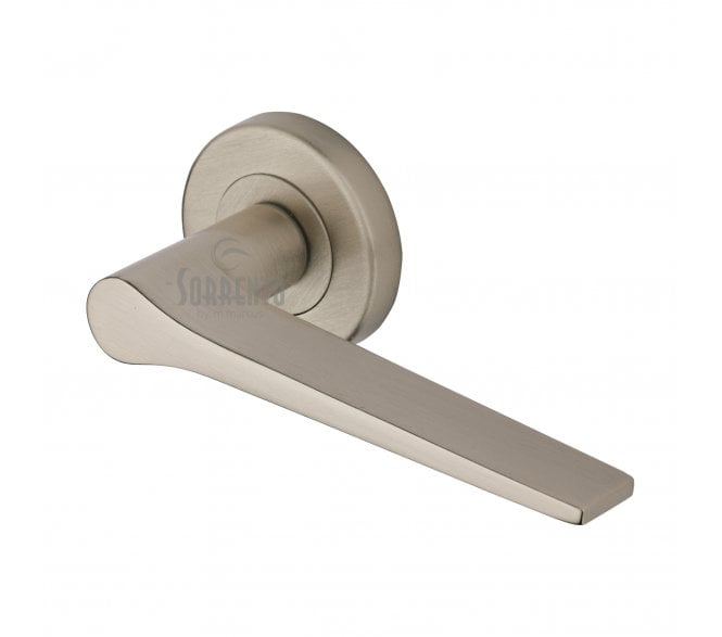 Sorrento SC-3059 Neo Door Handles On Round Rose - Satin Nickel