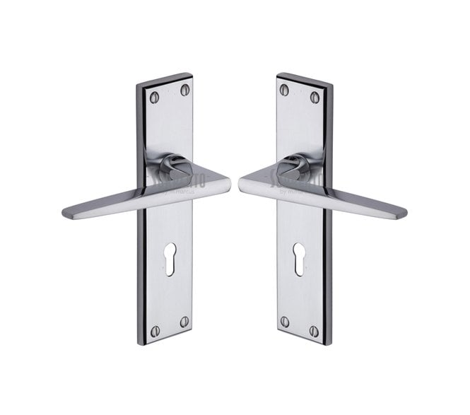 Sorrento Swift Door Handles On Backplate - Polished Chrome