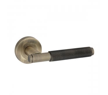 Spira Brass Connaught Lever On Round Rose - Antique Brass