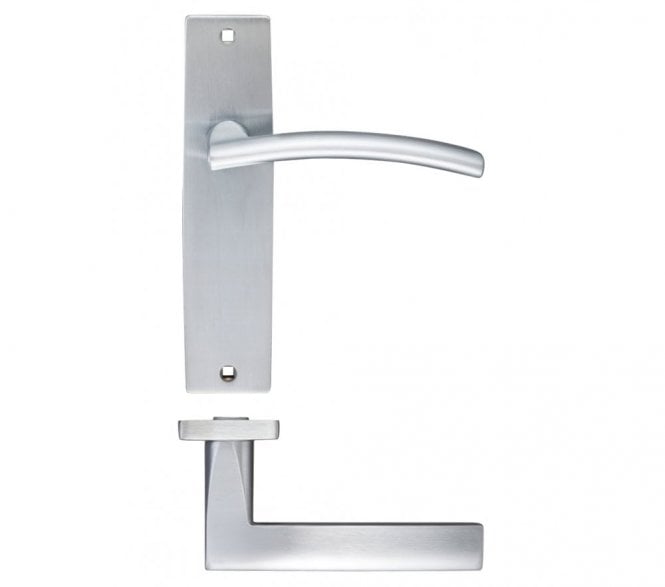 Stanza Amalfi Door Handles On Backplate - Satin Chrome