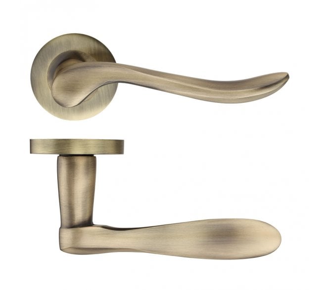 Stanza Lincoln Designer Door Handles on Rose - Florentine Bronze