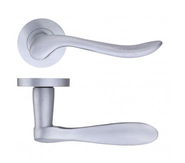 Stanza Lincoln Designer Door Handles on Rose - Satin Chrome