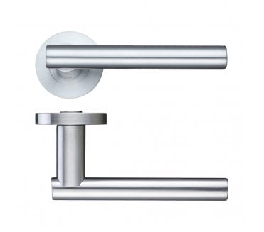 Stanza Lucca Door Handles On Round Rose - Satin Chrome