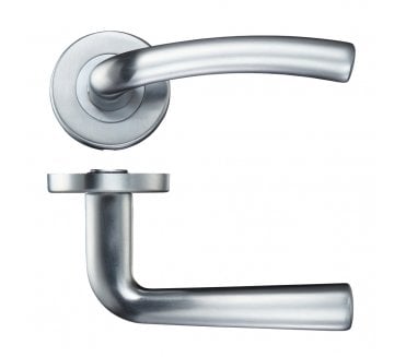 Stanza Seville Door Handles On Round Rose - Satin Chrome