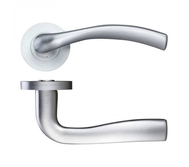 Stanza Siena Door Handles On Round Rose - Satin Chrome