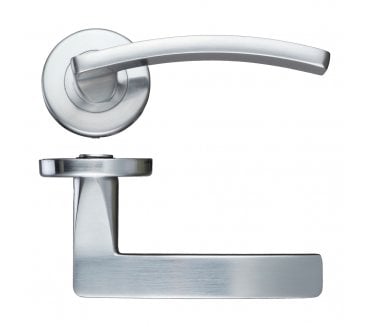 Stanza Toledo Door Handles On Round Rose - Satin Chrome
