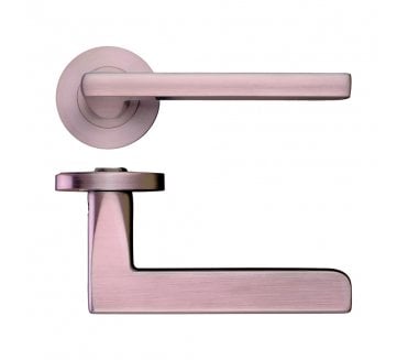Stanza Venice Designer Door Handles on Rose - Tuscan Rose Gold