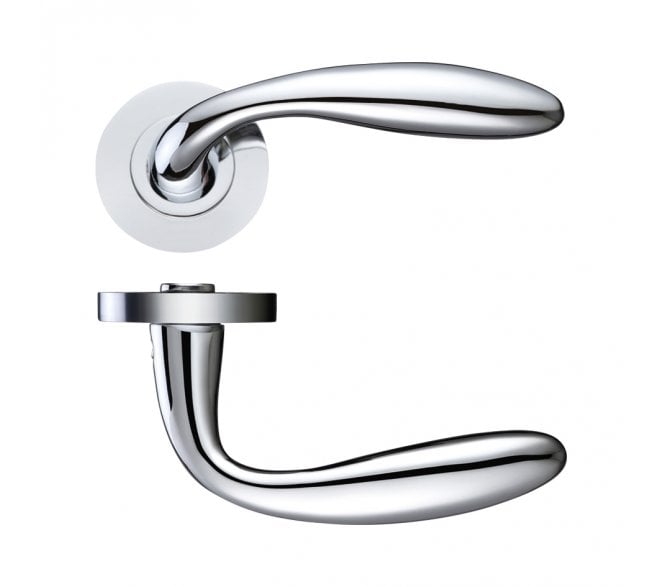 Stanza Verona Door Handles On Round Rose - Polished Chrome