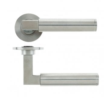 Vier VS110 Bar Door Handles On Round Rose - Satin Stainless Steel